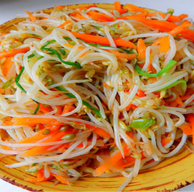 胡萝卜炒绿豆芽