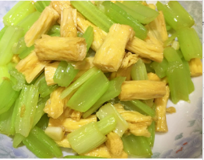 芹菜炒腐竹